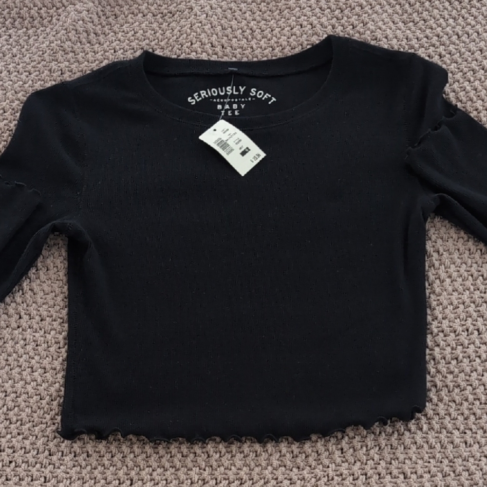 Aeropostale Seriously Soft Black Long Sleeve Cropped Top. Size S NWT